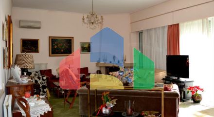 Продаж - Котедж 430 m² в Аттиці