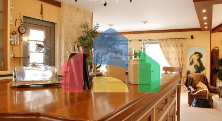 Продаж - Вілла 950 m² в Аттиці