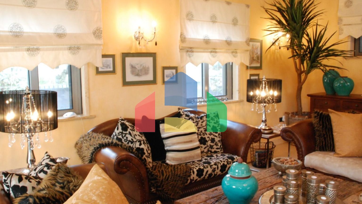 Продаж - Вілла 950 m² в Аттиці