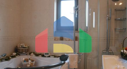 Продаж - Вілла 950 m² в Аттиці