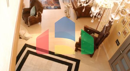 Продаж - Вілла 950 m² в Аттиці