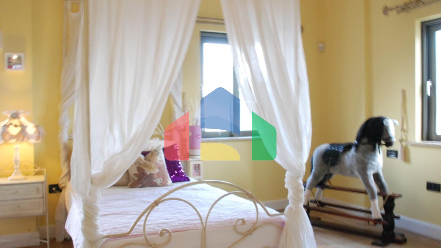 Продаж - Вілла 950 m² в Аттиці