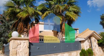 Продаж - Вілла 950 m² в Аттиці