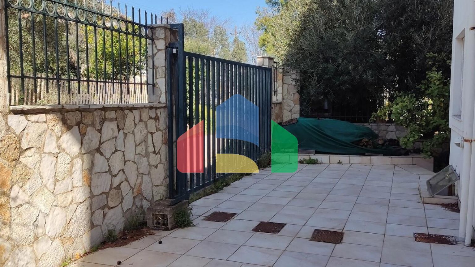 Продаж - Котедж 197 m² в Аттиці