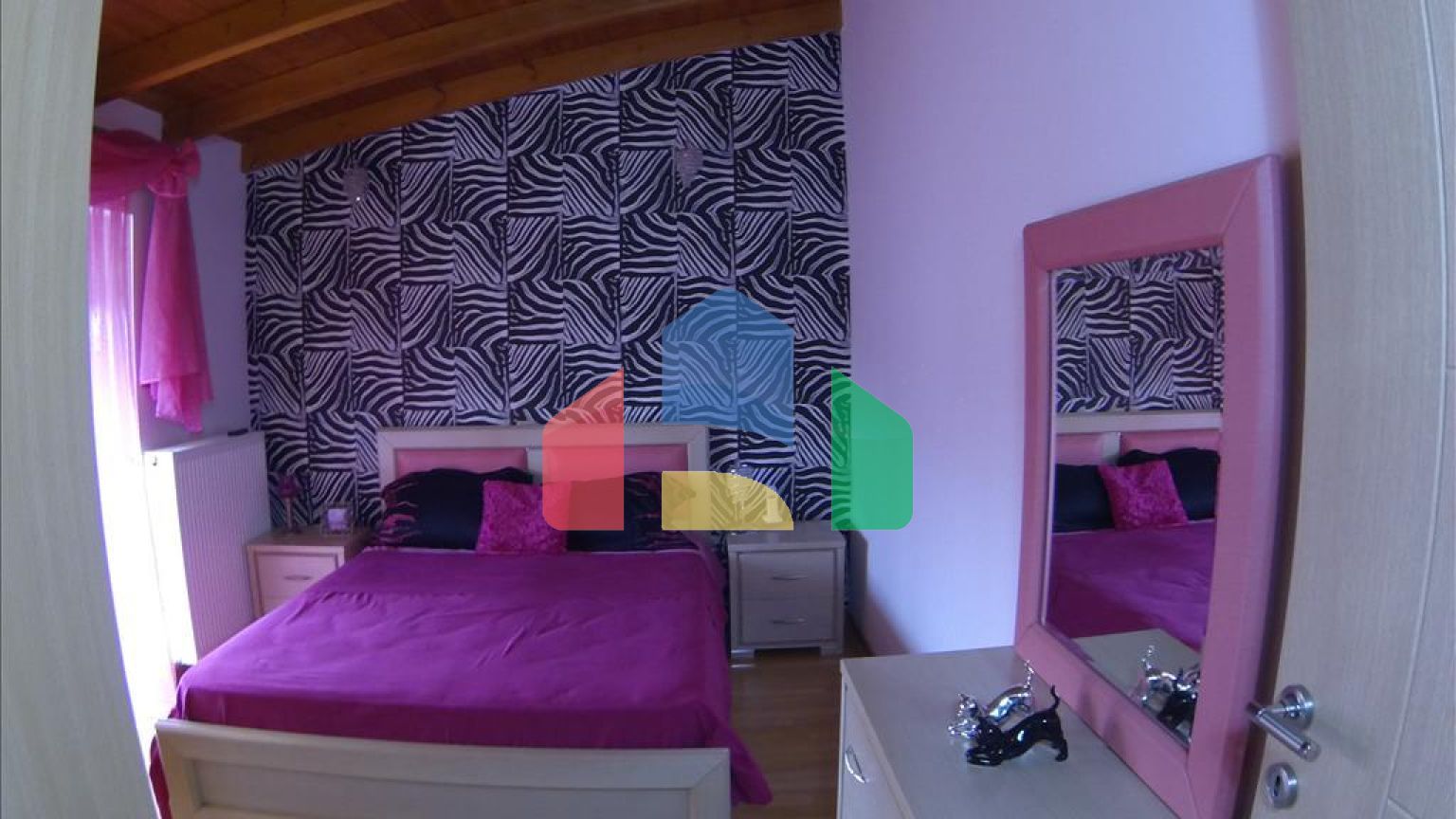 Продаж - Таунхаус 170 m² в Аттиці