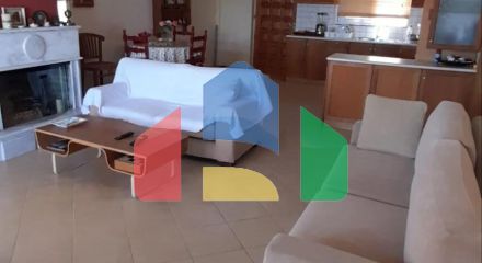 Продаж - Котедж 130 m² в Аттиці