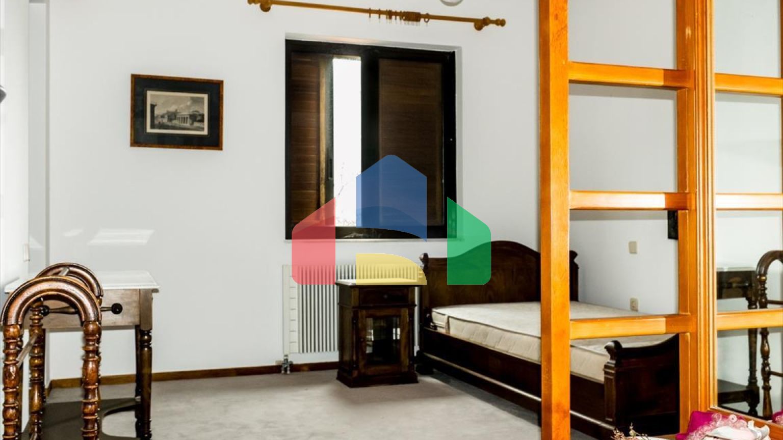 Продаж - Котедж 380 m² в Аттиці