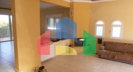 Продаж - Котедж 400 m² в Аттиці