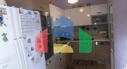 Продаж - Котедж 400 m² в Аттиці