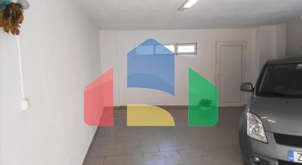 Продаж - Котедж 400 m² в Аттиці