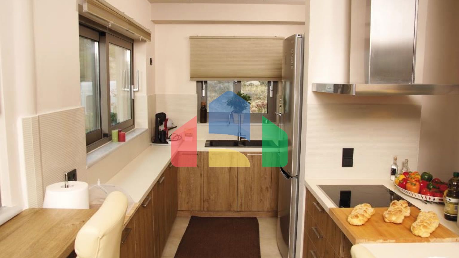 Продаж - Котедж 275 m² в Аттиці