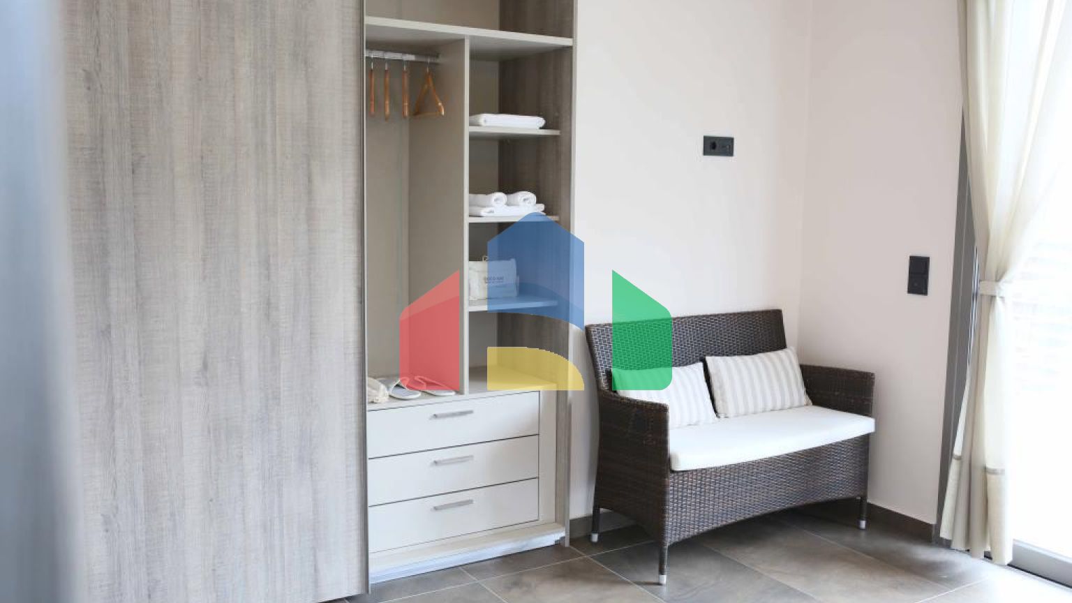 Продаж - Котедж 275 m² в Аттиці