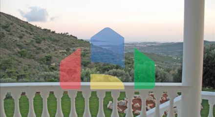 Продажа - Вилла 400 m² в Аттике