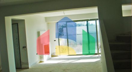 Продаж - Таунхаус 207 m² в Аттиці