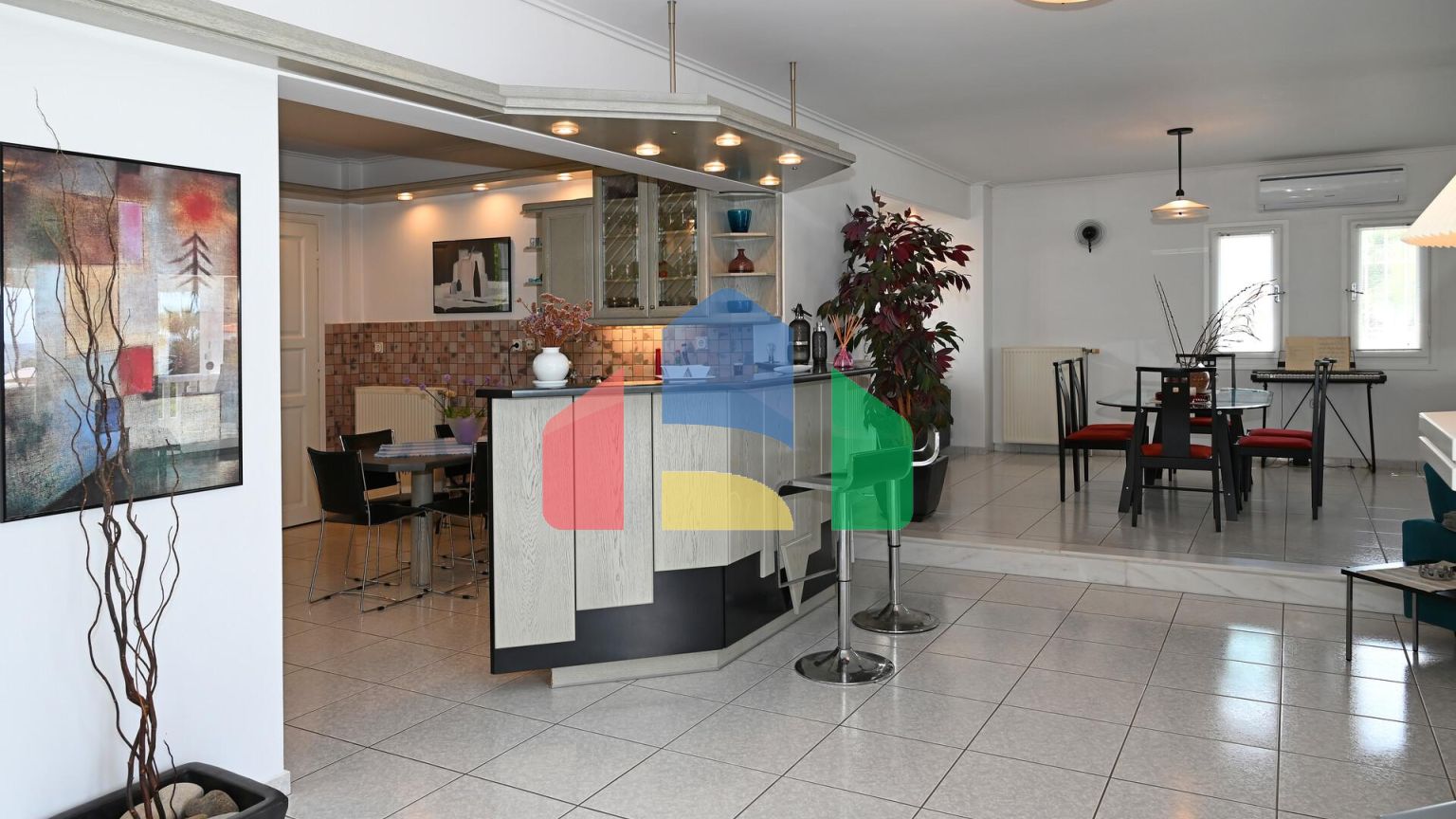 Продажа - Вилла 350 m² в Аттике