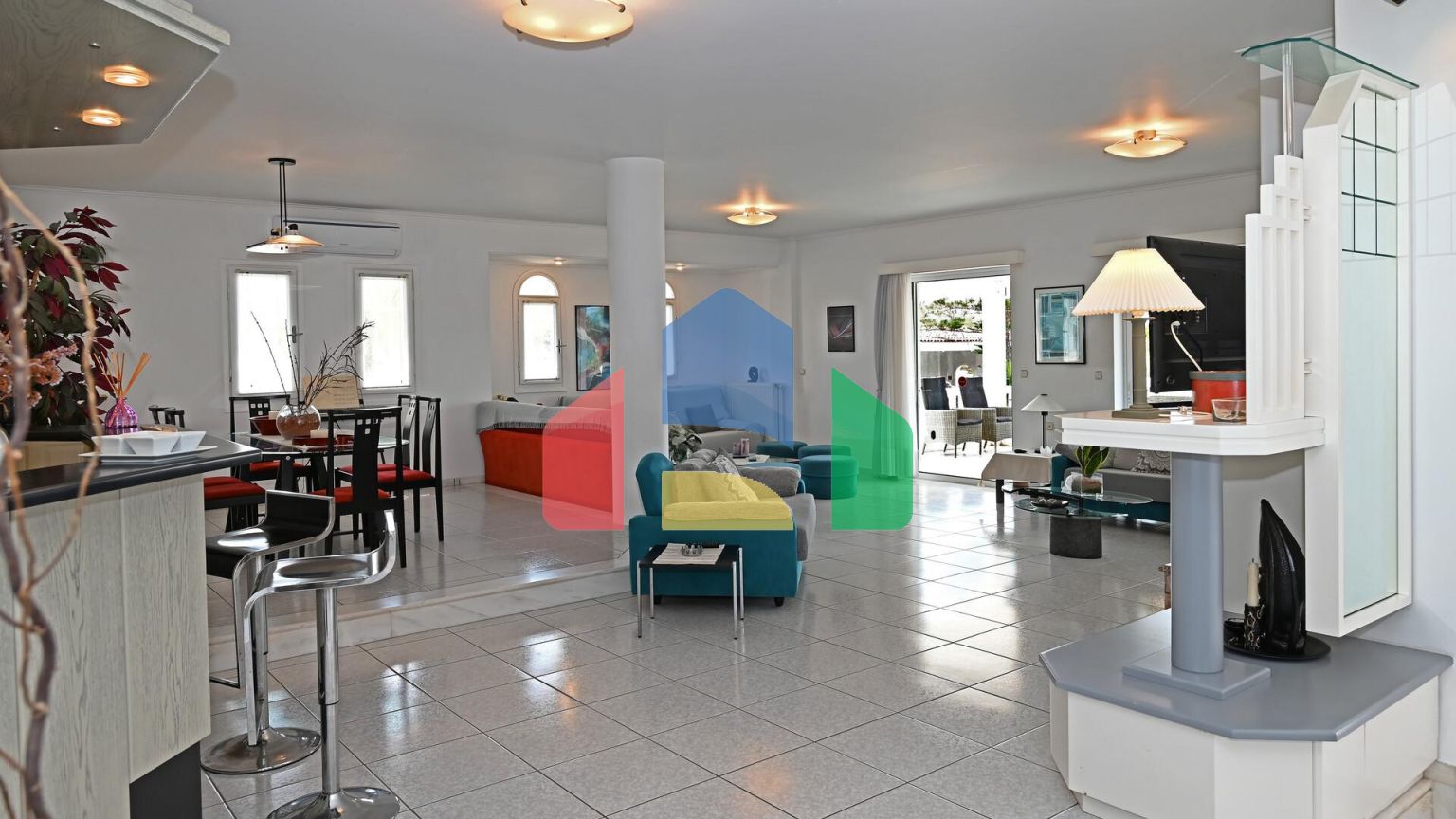 Продажа - Вилла 350 m² в Аттике