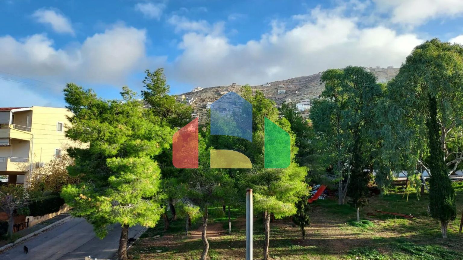 Продажа - Таунхаус 93 m² в Аттике