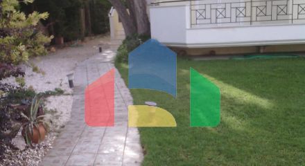 Продаж - Котедж 300 m² в Аттиці