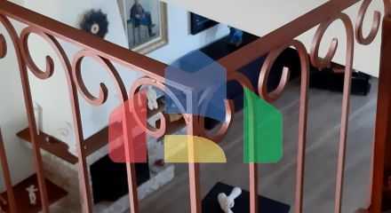 Продаж - Котедж 300 m² в Аттиці