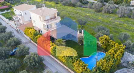 Продаж - Вілла 255 m² в Аттиці
