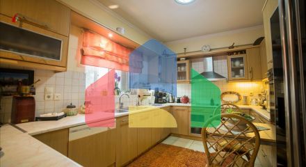 Продаж - Вілла 255 m² в Аттиці