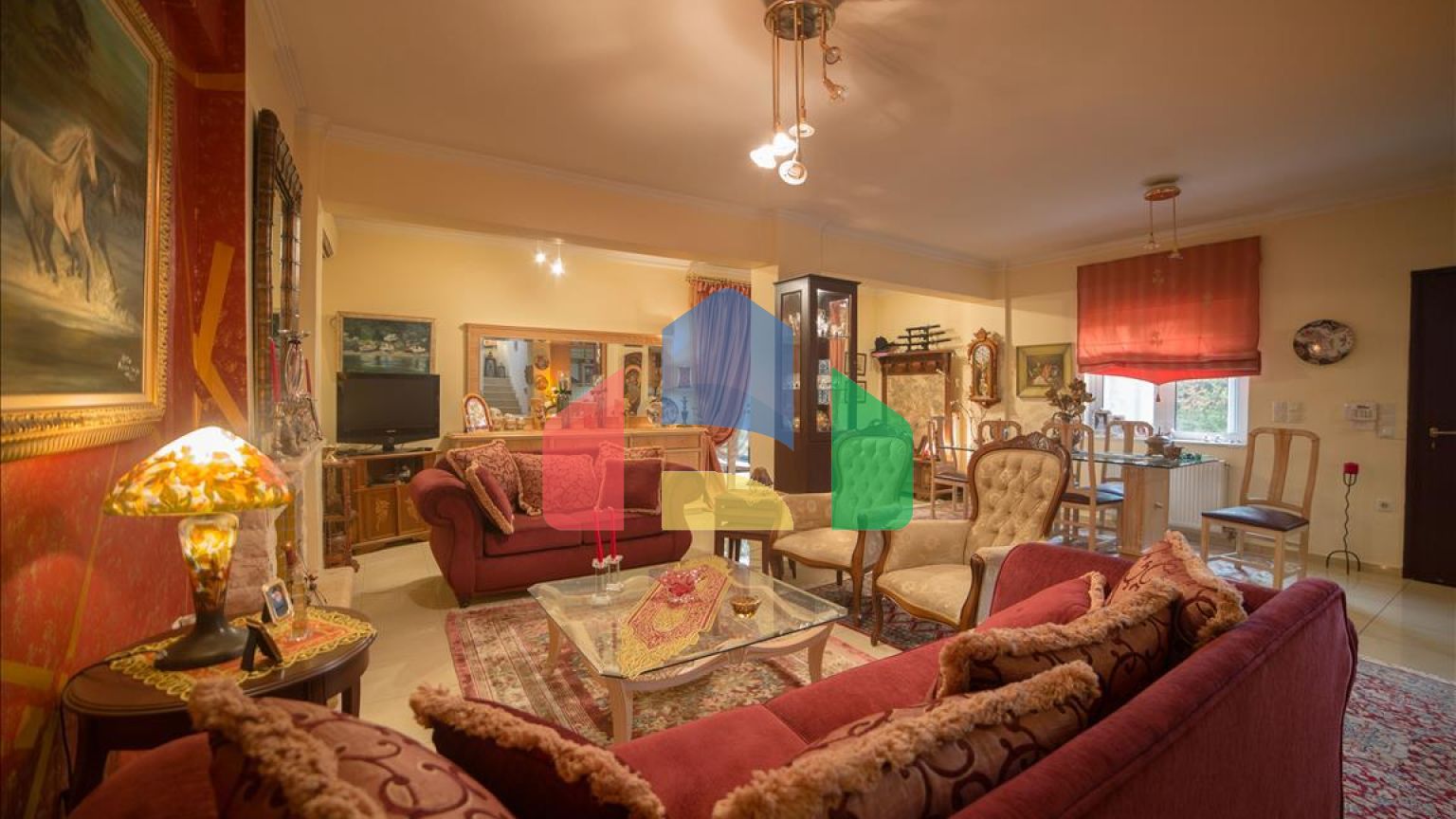 Продажа - Вилла 255 m² в Аттике