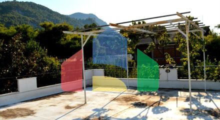 Продаж - Котедж 100 m² в Аттиці