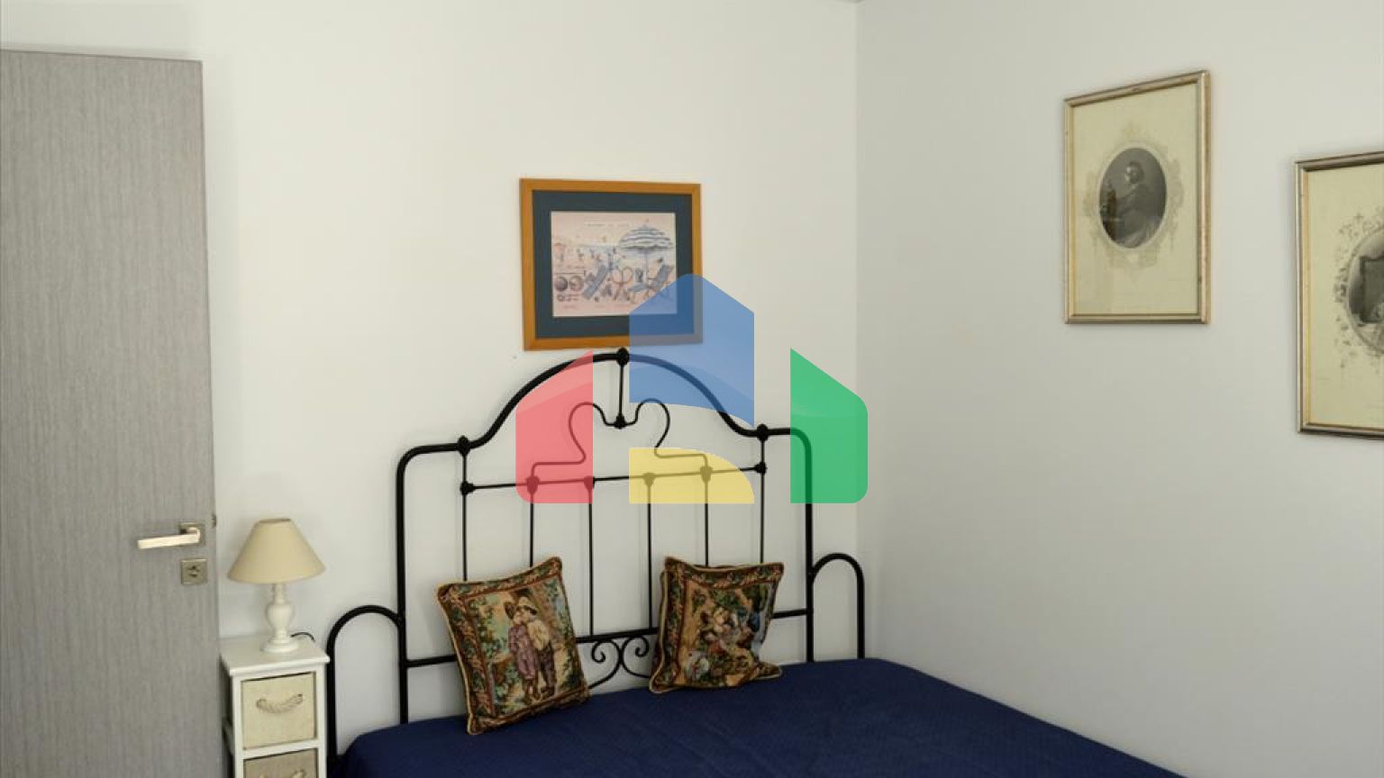 Продажа - Таунхаус 300 m² в Аттике