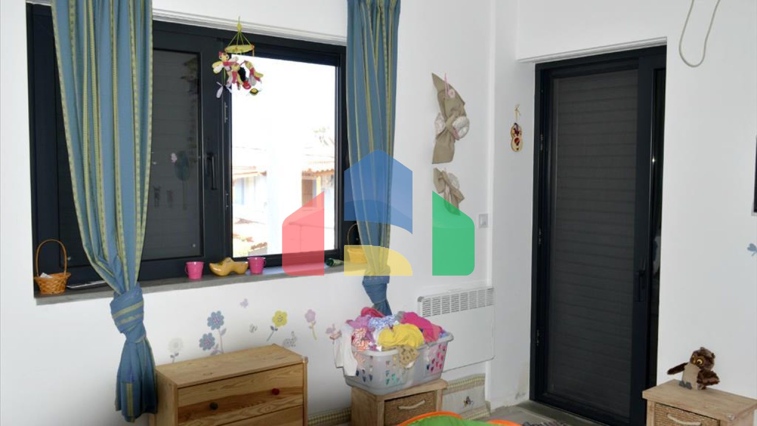 Продажа - Таунхаус 300 m² в Аттике