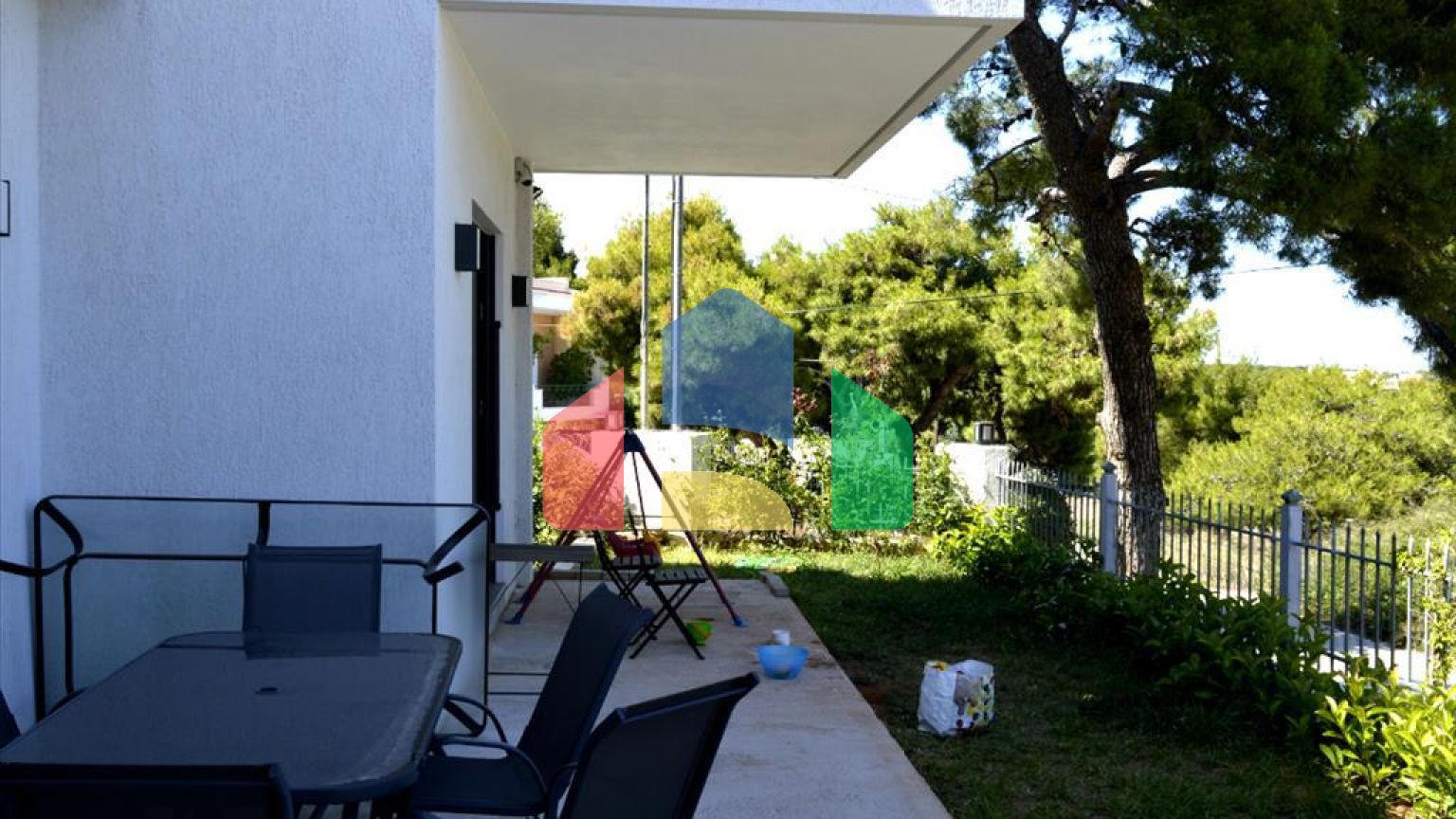 Продажа - Таунхаус 300 m² в Аттике