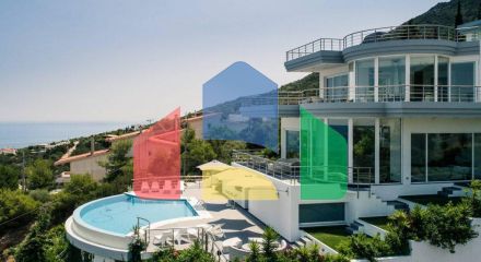For Sale - Villa 400 m² in Attica