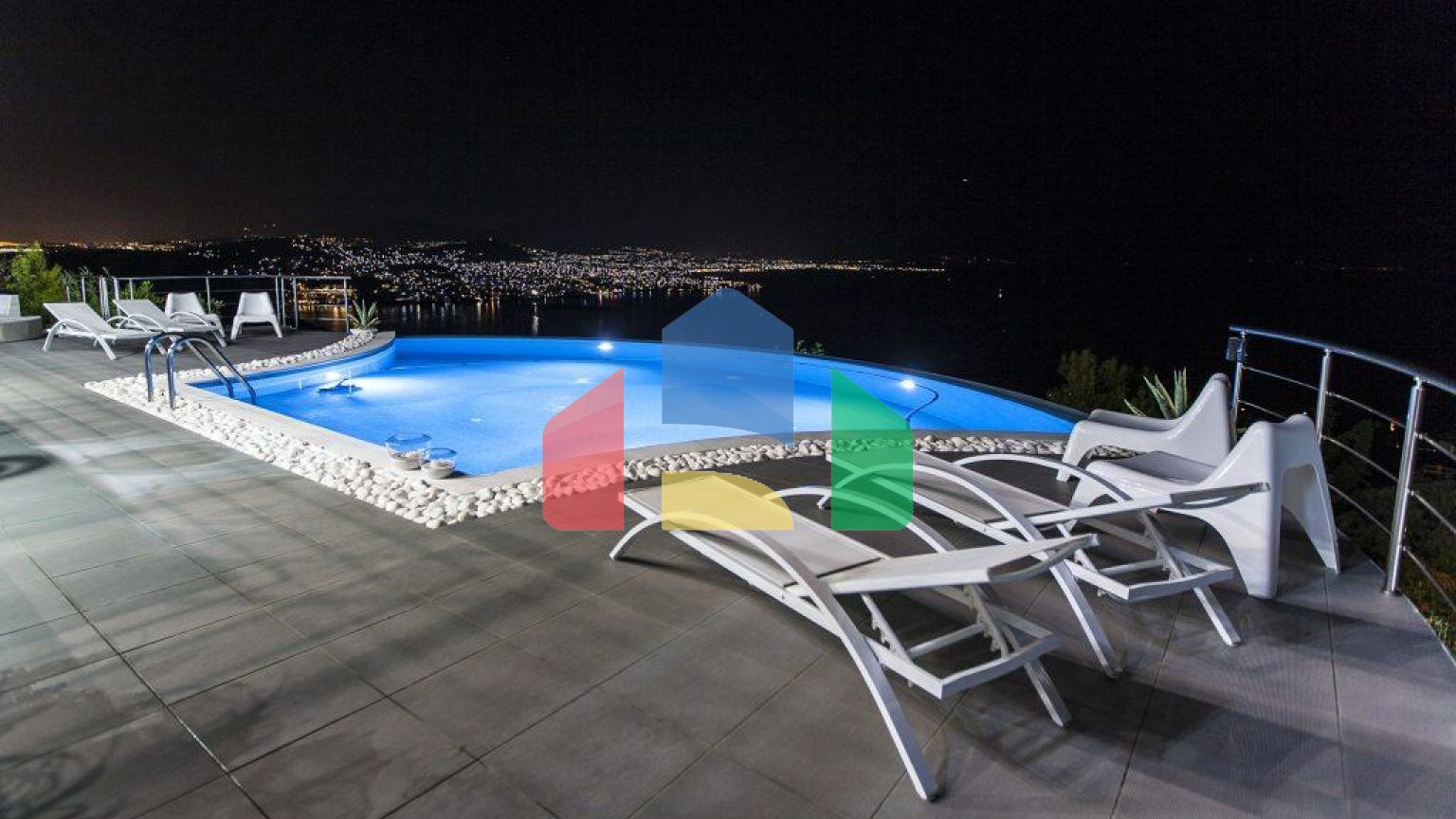 Продажа - Вилла 400 m² в Аттике