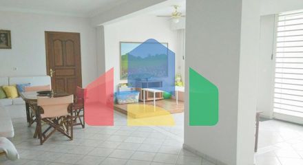 Продаж - Котедж 500 m² в Аттиці