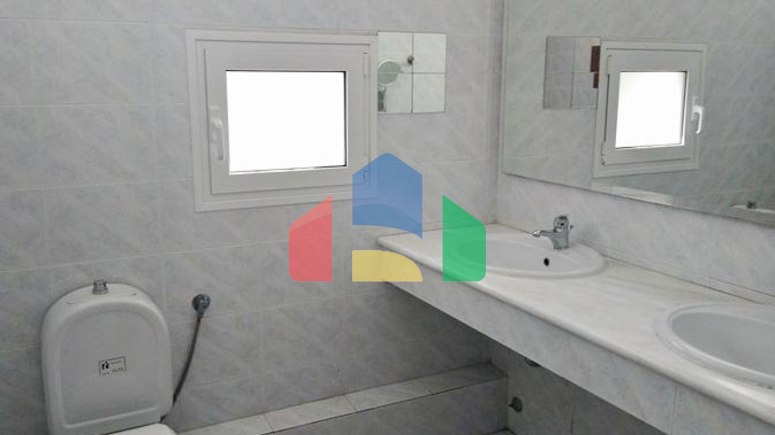 Продаж - Котедж 500 m² в Аттиці