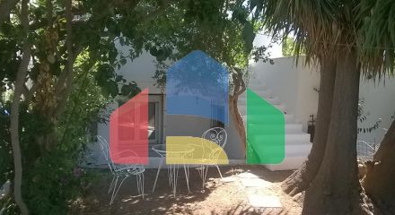 Продаж - Котедж 500 m² в Аттиці