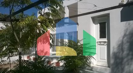 Продаж - Котедж 500 m² в Аттиці