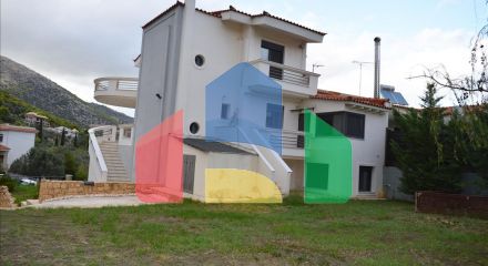 For Sale - Detached house 265 m² in Attica