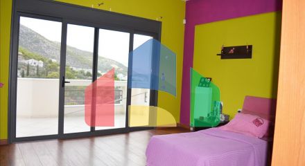 For Sale - Detached house 265 m² in Attica