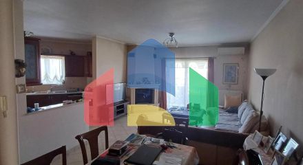 Продажа - Здание 400 m² в Аттике