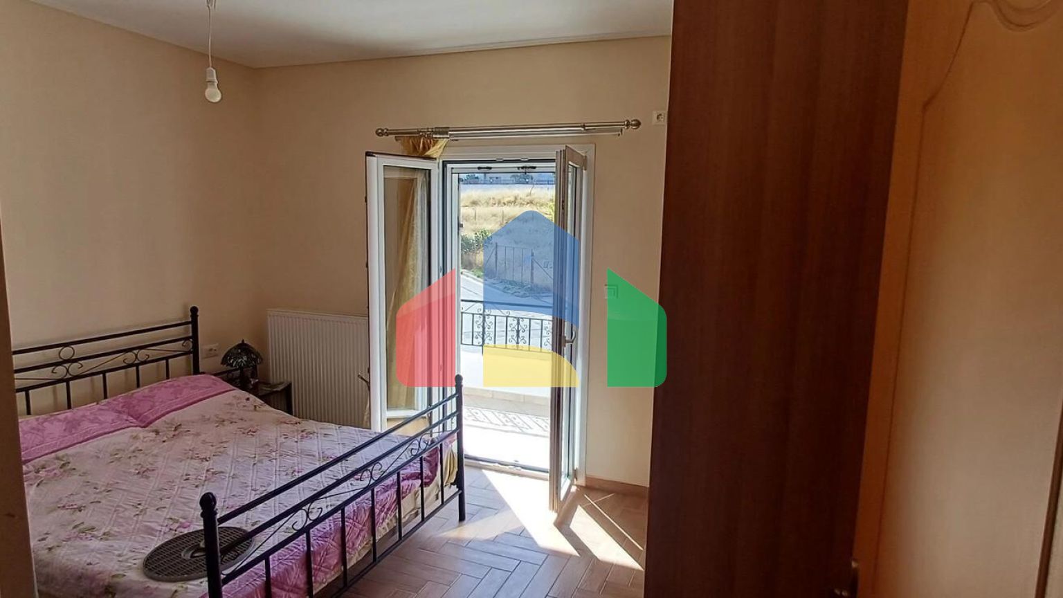 Продажа - Здание 400 m² в Аттике