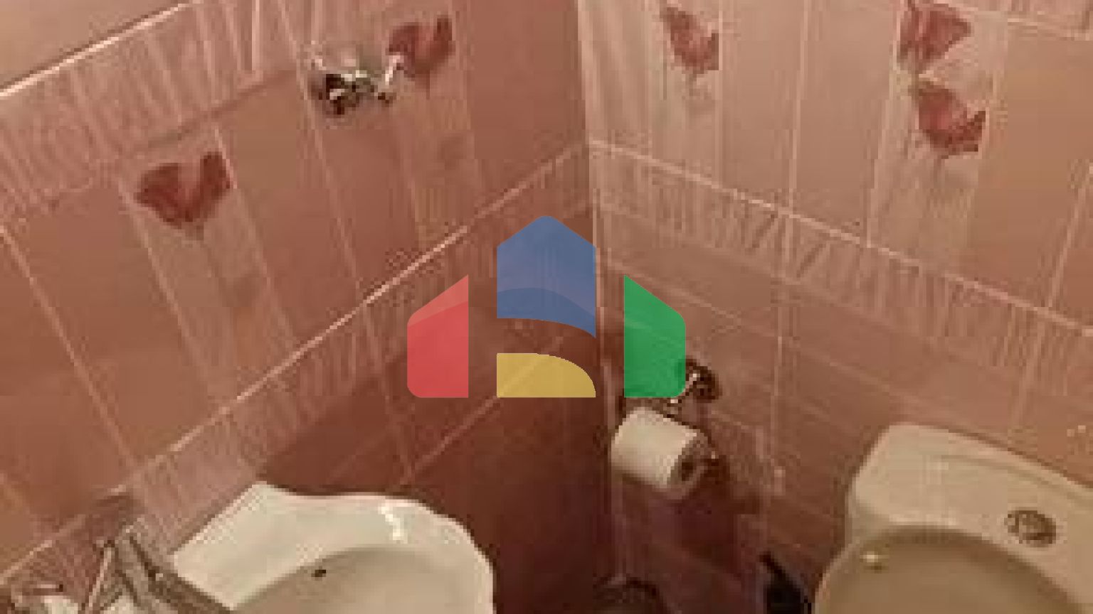 Продажа - Здание 400 m² в Аттике