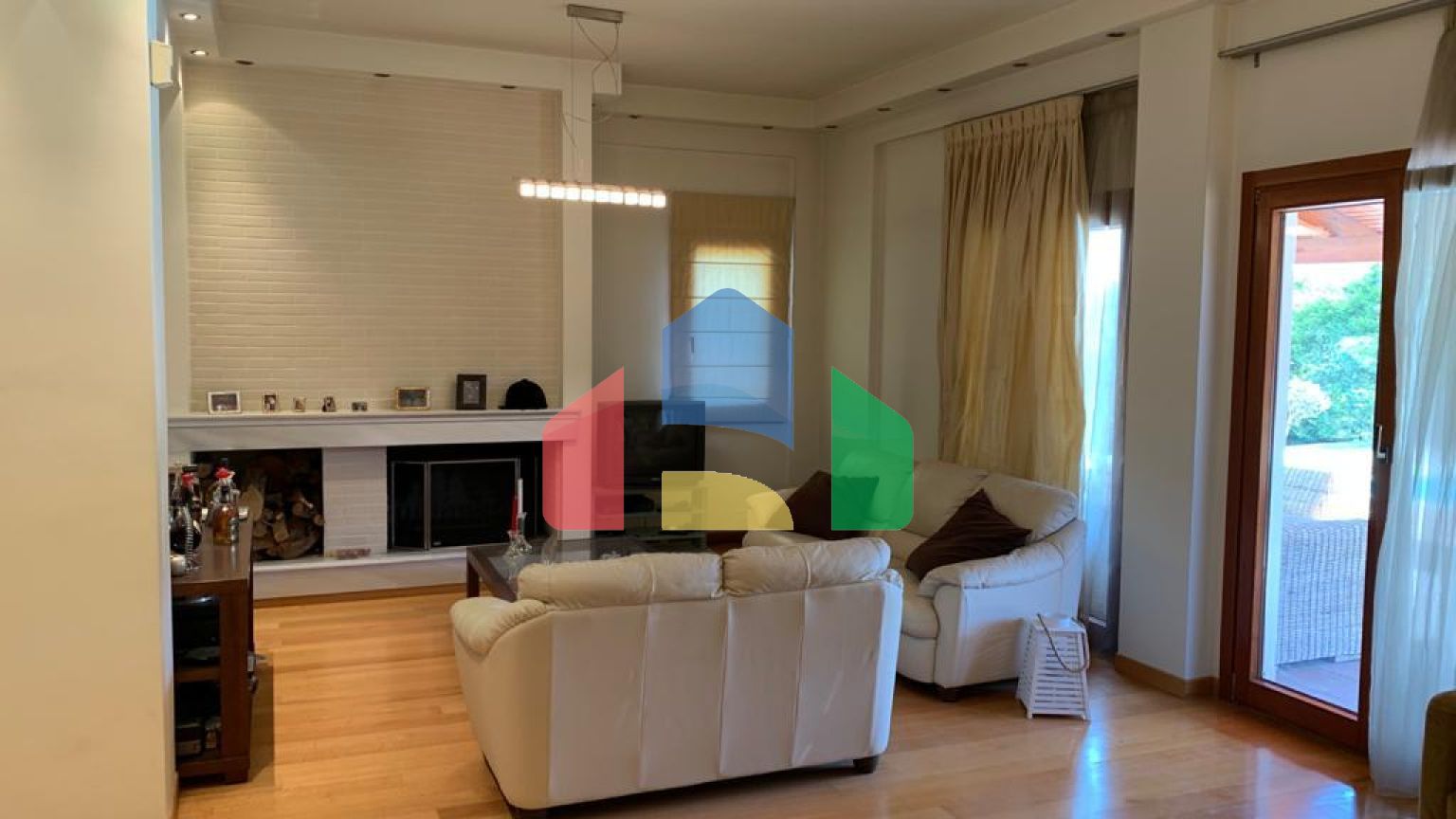 Продажа - Вилла 298 m² в Аттике