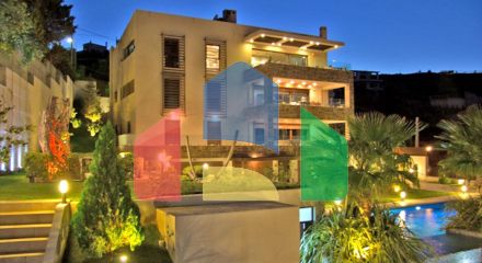 For Sale - Villa 870 m² in Attica
