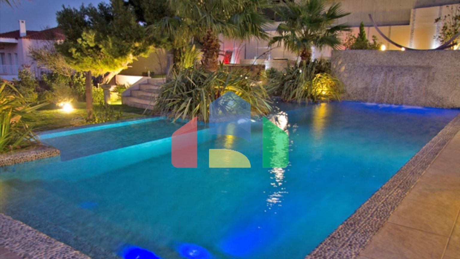 Продажа - Вилла 870 m² в Аттике