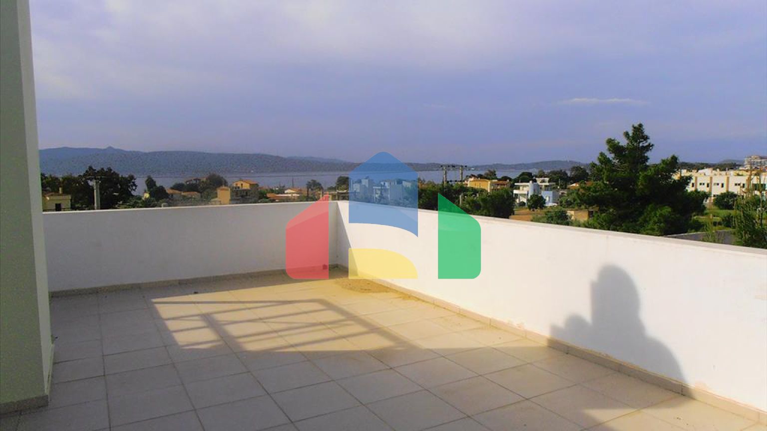 Продаж - Котедж 670 m² в Аттиці