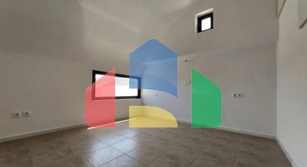 Продаж - Таунхаус 90 m² в Аттиці