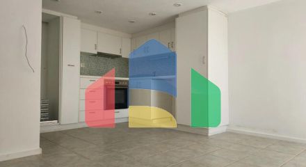 Продаж - Таунхаус 90 m² в Аттиці