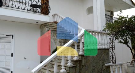 Продаж - Котедж 505 m² в Аттиці