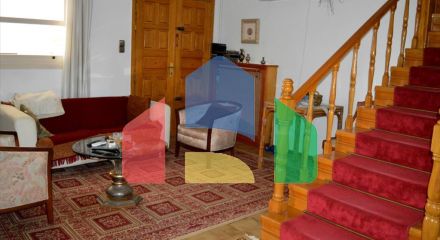 Продаж - Котедж 505 m² в Аттиці