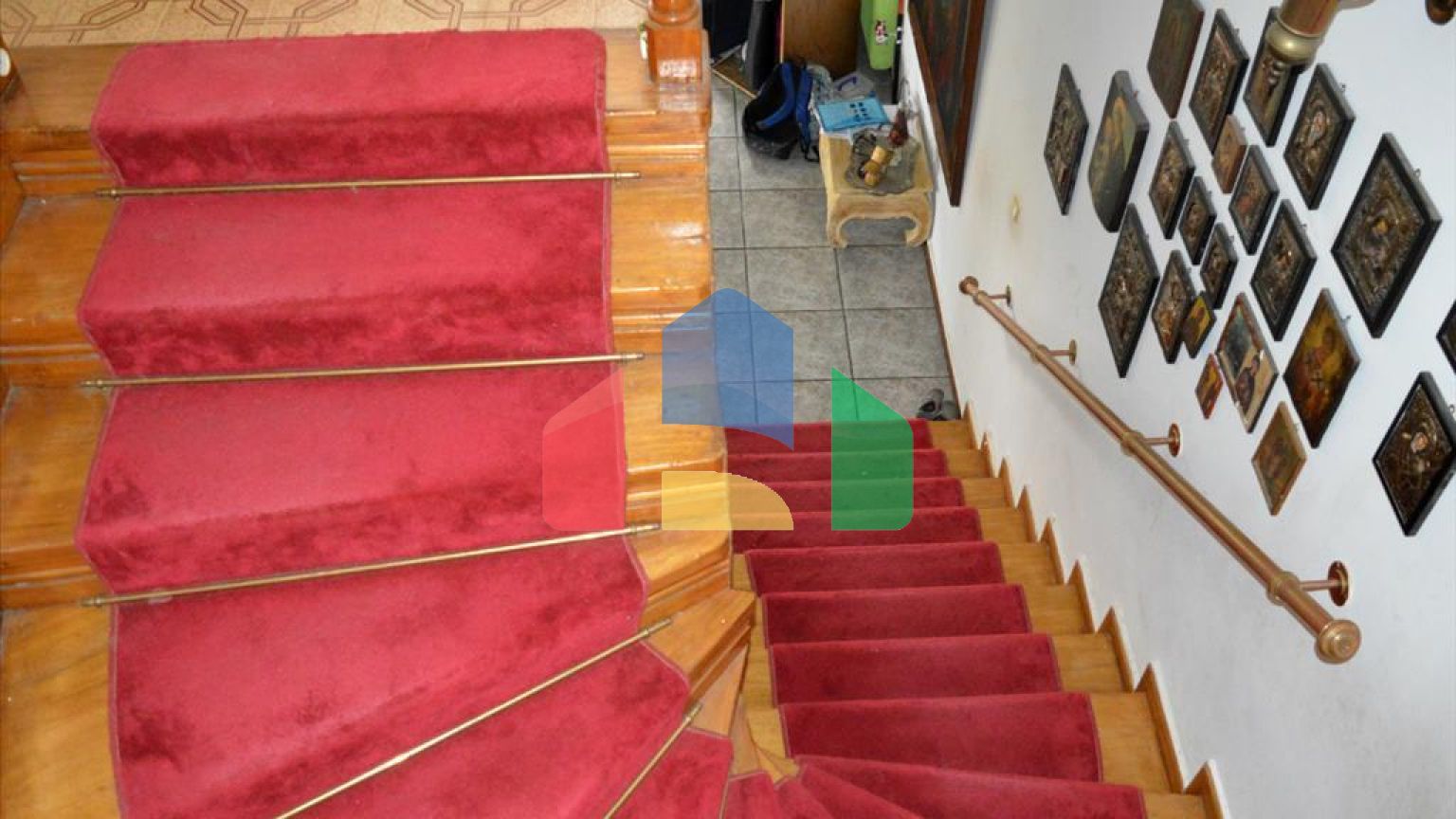 Продаж - Котедж 505 m² в Аттиці